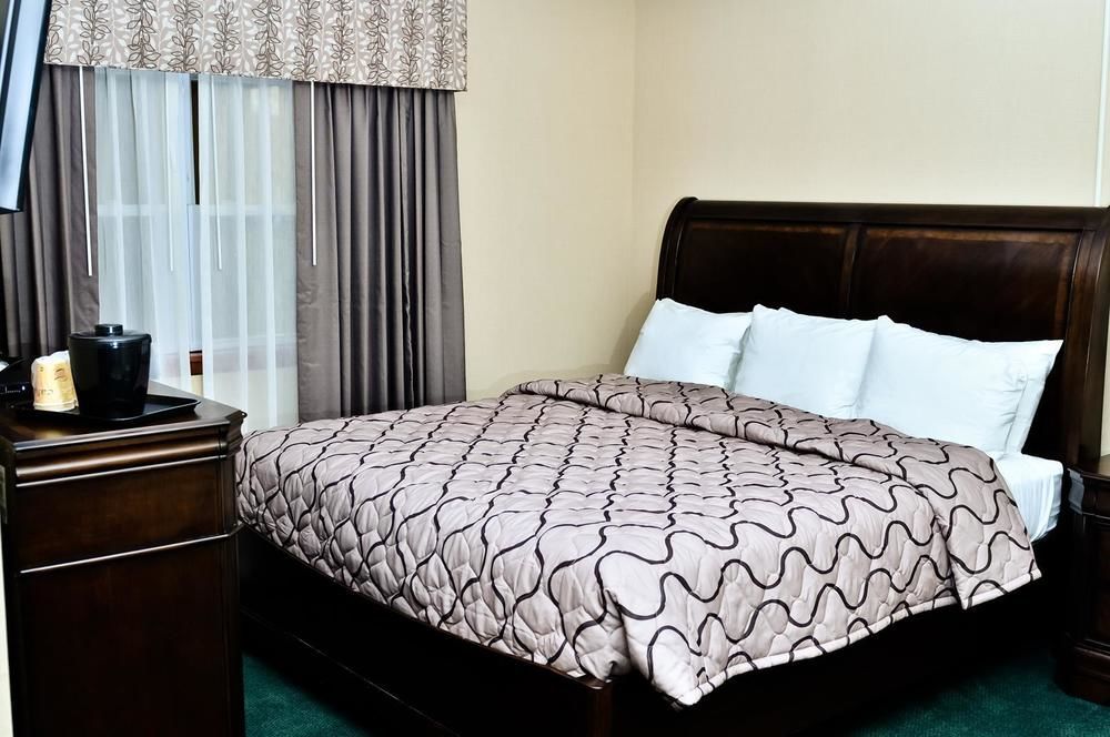 Pacer Inn & Suites Motel Delaware Bagian luar foto