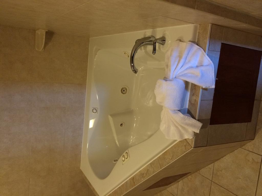 Pacer Inn & Suites Motel Delaware Ruang foto